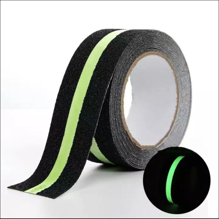 CINTA ANTIDESLIZANTE 5 CM X 18 M, NEGRO/VERDE FOTOLUMINISCENTE - Imagen 1